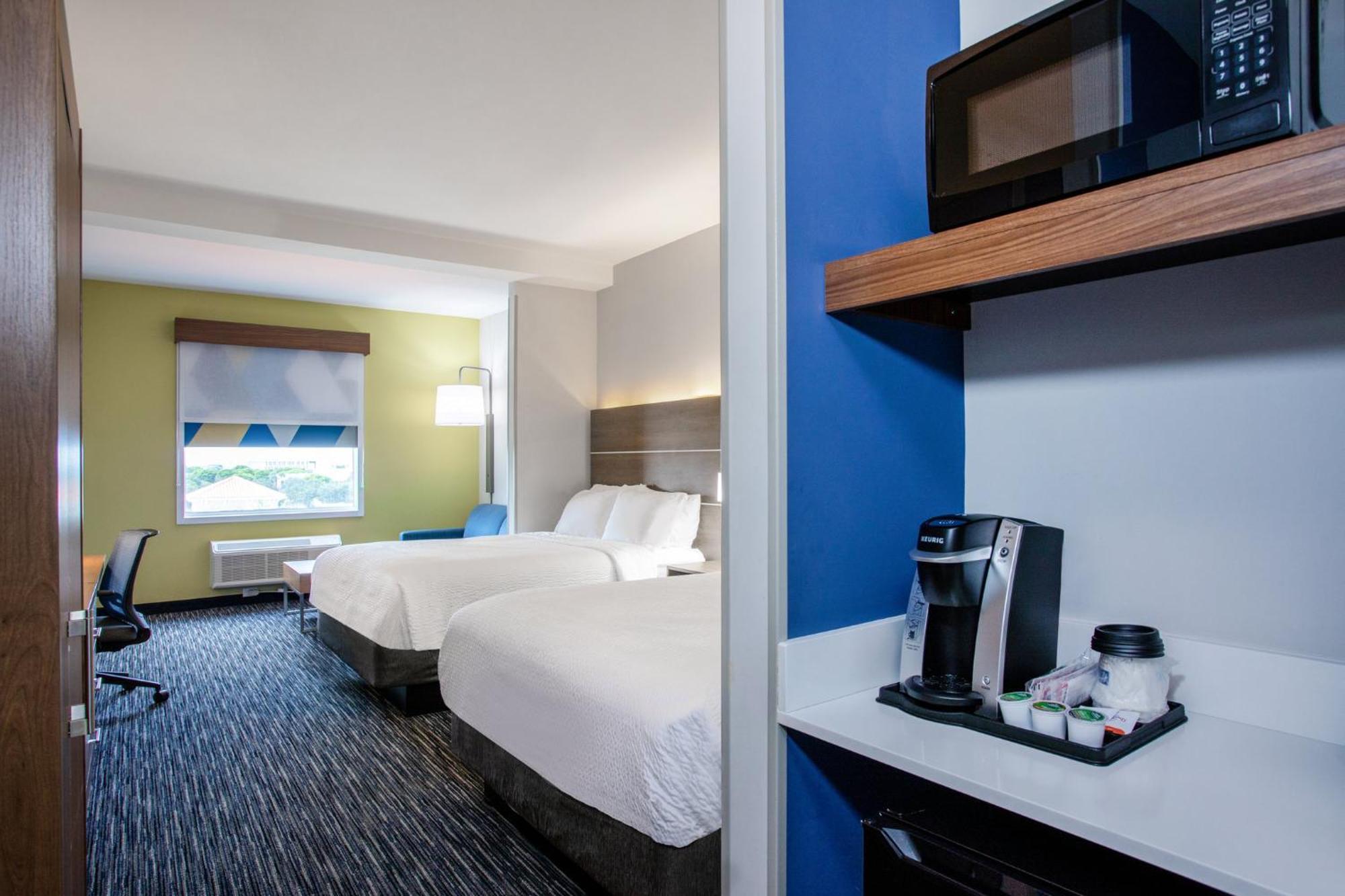 Holiday Inn Express & Suites - Miramar By Ihg 外观 照片