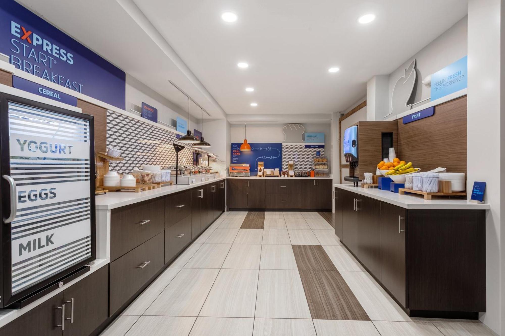 Holiday Inn Express & Suites - Miramar By Ihg 外观 照片